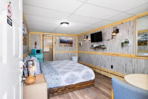 8 Private room in heart of Leadville dog friendly